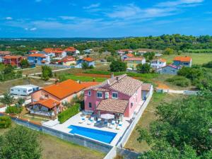 Holiday Home Family villa Nicole by Interhome