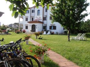 Apartment Villa Linet 5- by Interhome