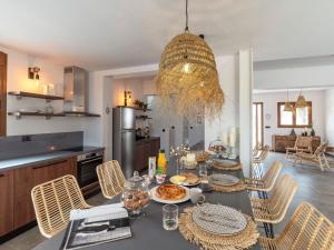 Holiday Home Haus in Afantou - Privater Parkplatz und Pool by Interhome