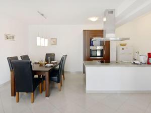 Apartment Alpa 7 by Interhome