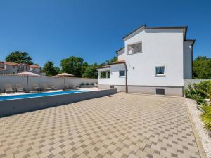 Holiday Home Villa Ellen Sophie by Interhome