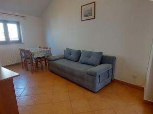 Apartment Appartament Tea by Interhome