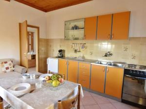 Apartment LUCIANA 1 by Interhome