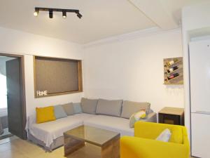 Apartment Apartment Kate mit Terrasse by Interhome