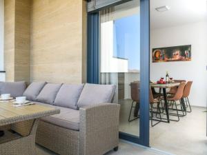 Apartment Studio Dora für 4 Personen und 1 Kind by Interhome