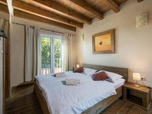 Holiday Home Villa Nocciola mit 6 Schlafzimmern in Meeresnähe by Interhome