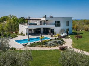 Holiday Home Sommer Villa La Dominika by Interhome