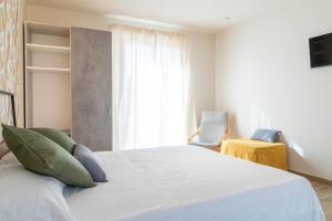 Agriturismo Agricoccinella - Pool&Restaurant