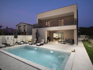 Holiday Home Villa del Sol bei Fažana mit privatem Pool by Interhome