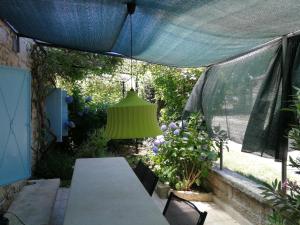 Apartment Eti and Mia mit Pool by Interhome