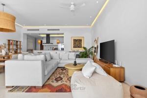 Beachfront Modern Sanctuary - Bolongo