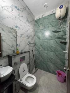 2 Stayz - Single Room Cottage in JIM CORBETT