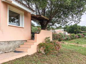 Lovely Beach House img13