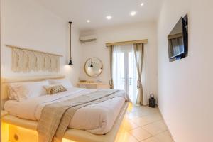 Golden Secret Beach House