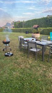 Maison normande authentique de 180 m2 avec un grand jardin et proche de la plage