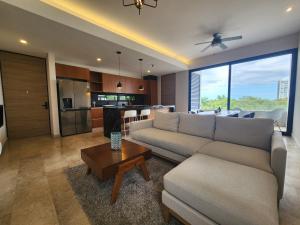 Infinity pool with panoramic view in Mérida