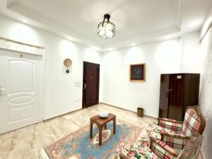 TriPyramids Suites