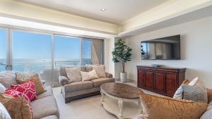 Cutting-Edge Luxury and Spectacular Views of the Sea of Cortez