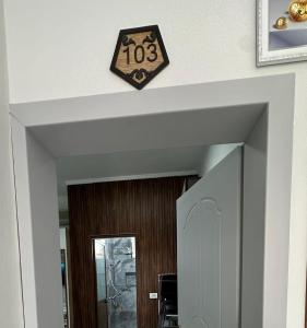 Alexander Apartments