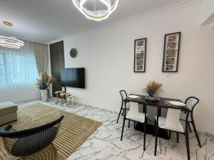 Luxury 1BDR in the heart of Marina Walk to Metro & Promenade #11