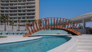 State-of-the-Art Resort Offering Unmatched Luxury and Sea of Cortez Scenery