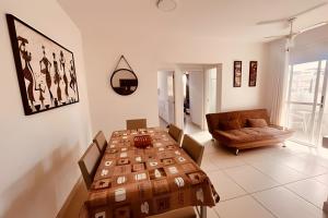 Apartamentos a 250m da Praia das Toninhas