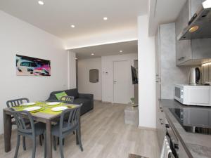 Apartment Wohnung Elvira by Interhome