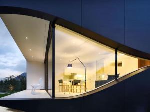 Holiday Home Mirror House Nord by Interhome