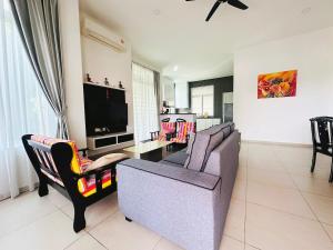 134 melaka town Semi-Detached House Swimming Pool Natural Environment Melaka Raya, Near Kota Laksamana