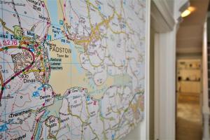 4 Bed in Padstow oc-p00245