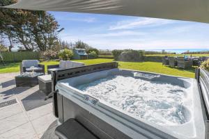 5 Bed in Stibb oc-f31065