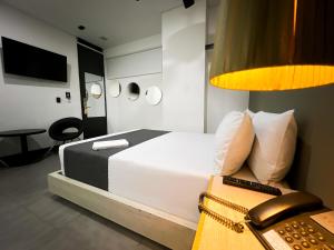 Hotel Medellin Street