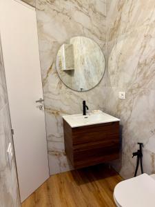 Cozy Apartment - Olimpics, Forum, Humanitas, Milan