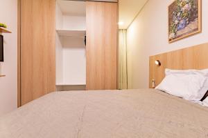 10 min a pé do metrô | Amplo e Acolhedor