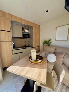 Tiny Suite Romantisme et jacuzzi en Camargue