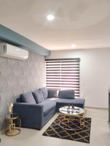 Apartment with lagoon view mas amenities