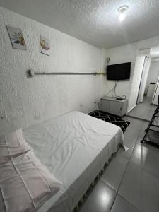 KitNet Mobiliada Zona Norte Sp