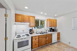 #StayinMyDistrict Starfish Coastal Duplex