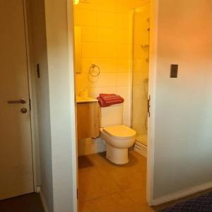 Daily Angol Accommodation 3 Dormitorios 2 baños parking