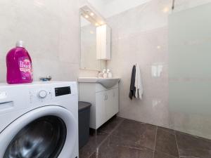 Holiday Home Villa Mia mit privatem Pool by Interhome