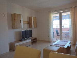 Apartment Marjolovic 1 by Interhome