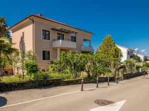 Apartment Katja 1 by Interhome