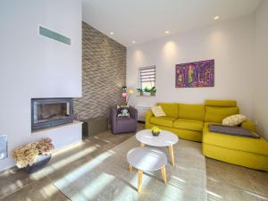 Holiday Home Villa Adria mit Garten- Grill und Terrasse by Interhome