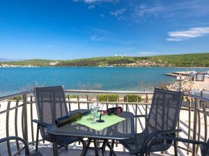 Apartment Tamaris A in Strandnähe by Interhome