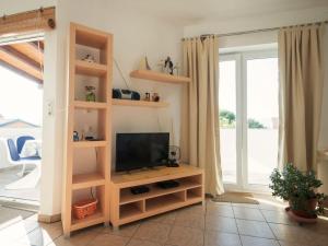 Apartment Kamenar 2 by Interhome