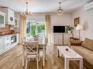 Holiday Home Andrea mit Whirlpool by Interhome