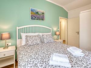 Holiday Home Andrea mit Whirlpool by Interhome