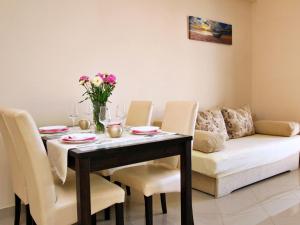 Apartment Apartment Ivanka by Interhome