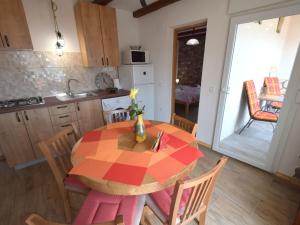 Apartment Wohnung Neven by Interhome