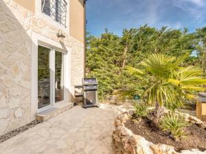 Holiday Home Villa Maslina by Interhome